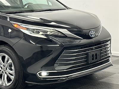 2023 Toyota Sienna AWD Minivan for sale #BP2799 - photo 2