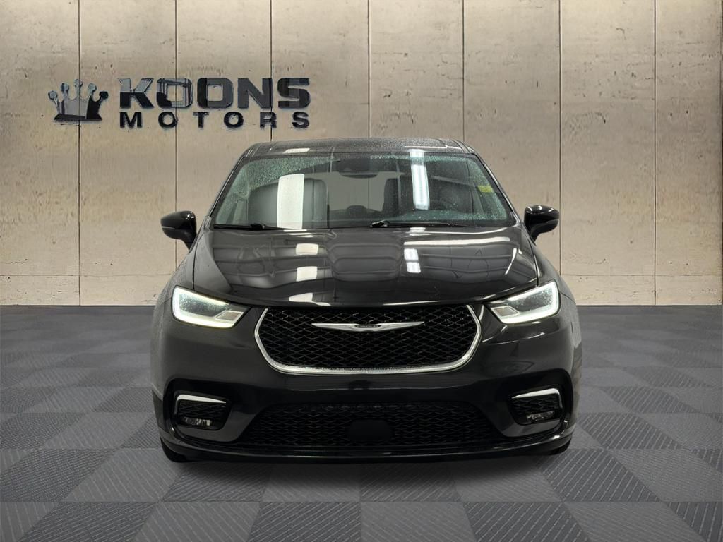 Used 2023 Chrysler Pacifica - photo 5