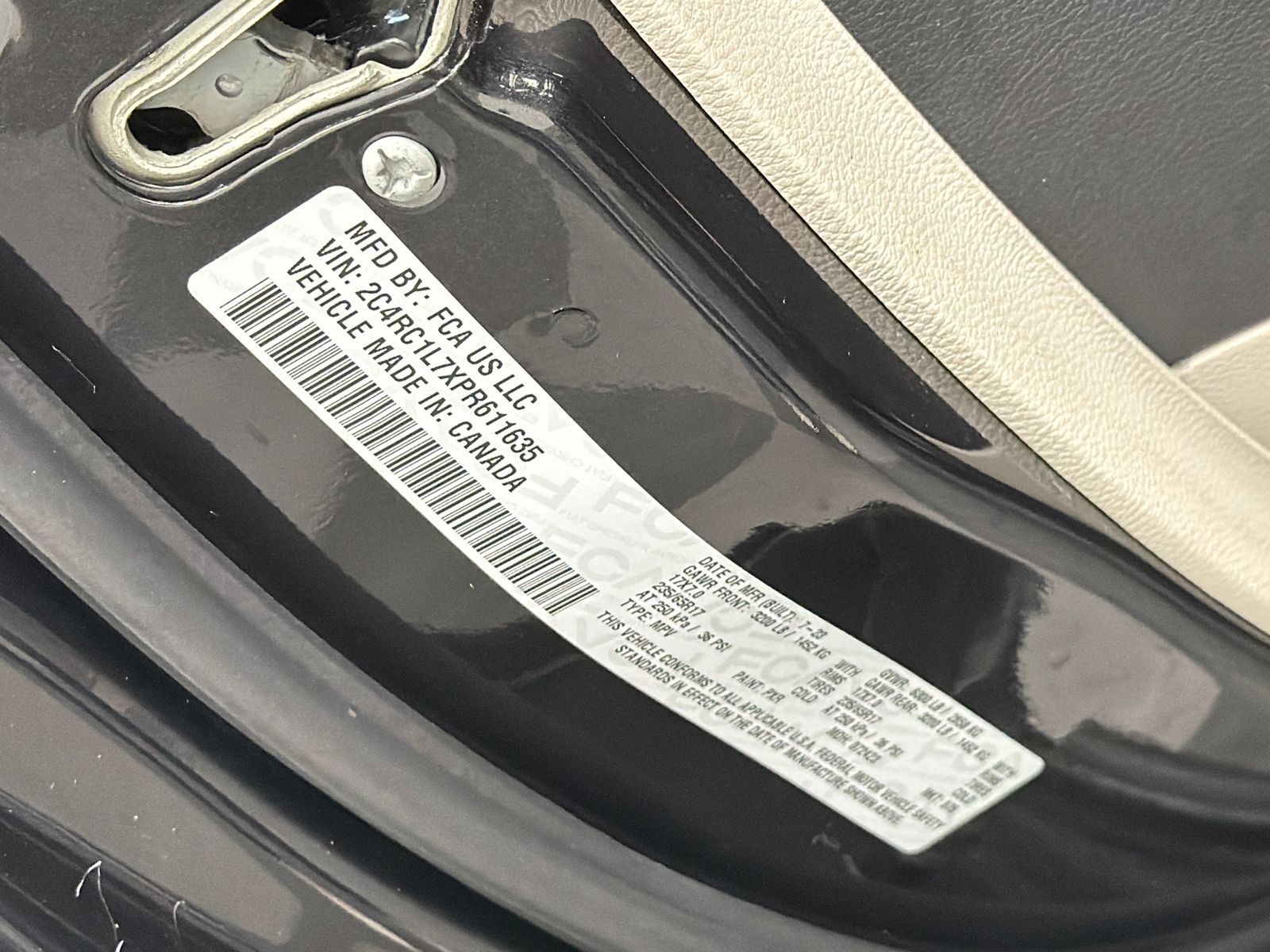 Used 2023 Chrysler Pacifica - photo 36