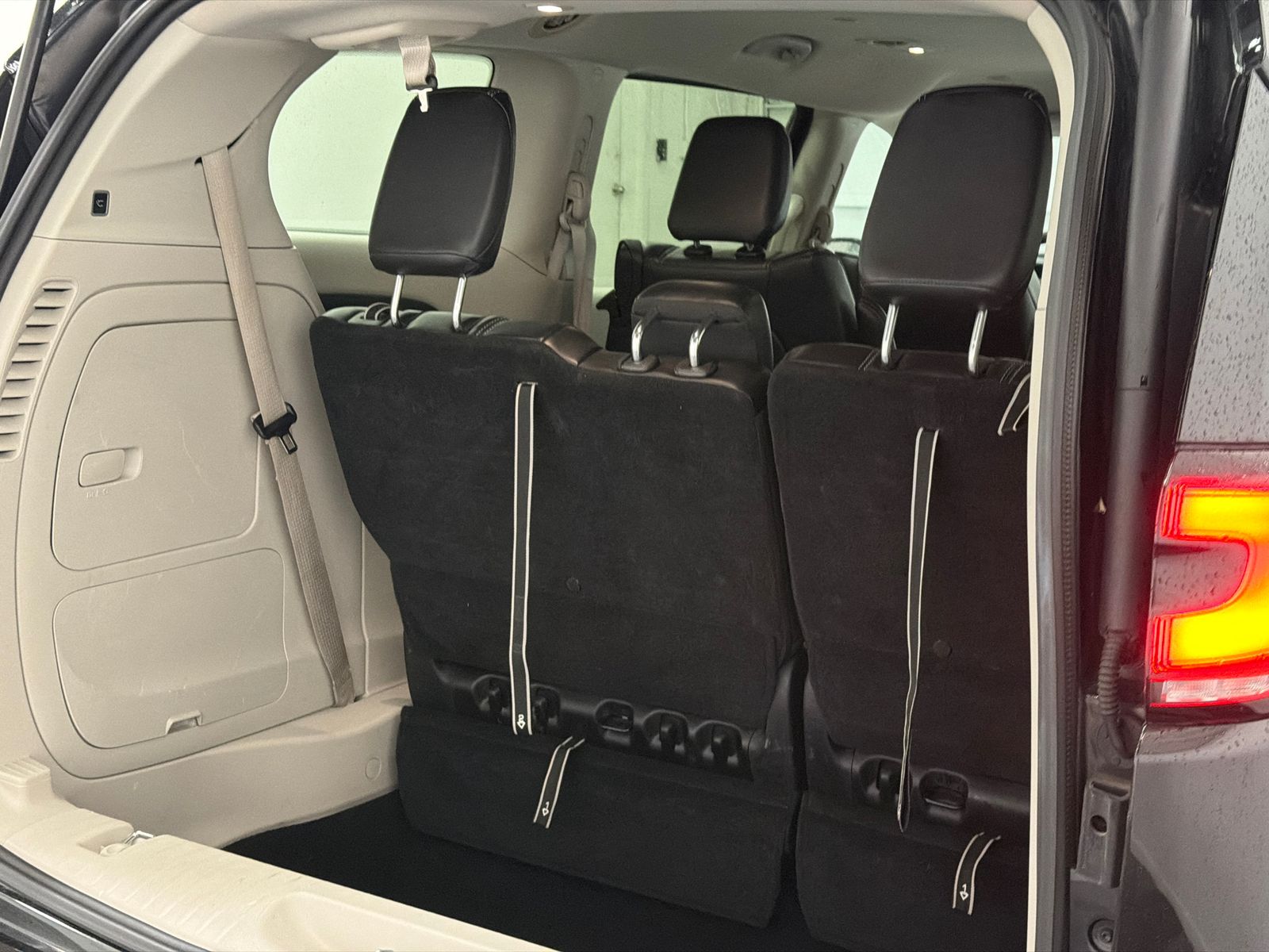 Used 2023 Chrysler Pacifica - photo 10