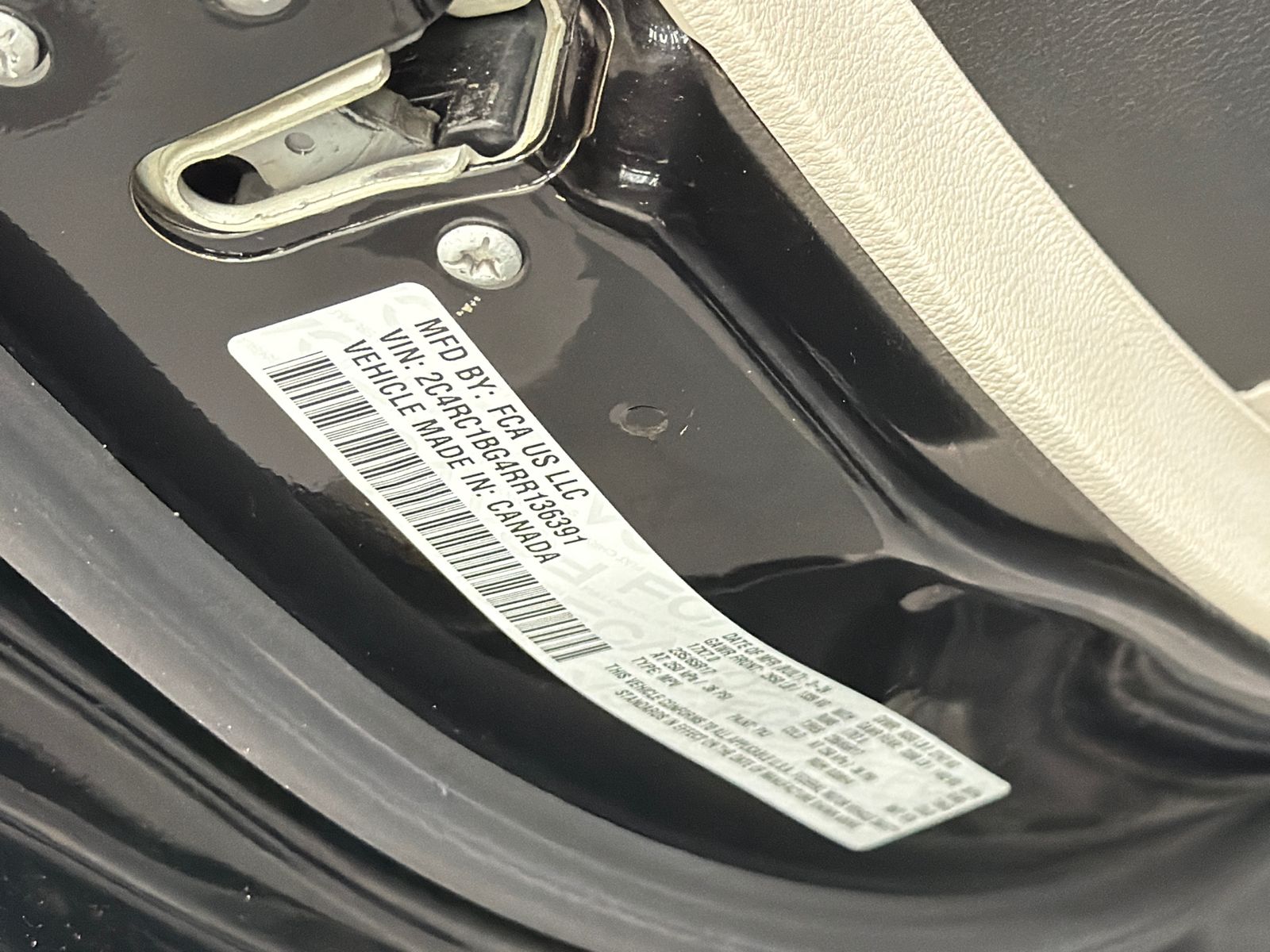 Used 2024 Chrysler Pacifica - photo 38