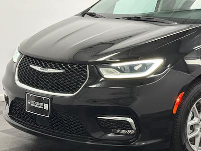 2024 Chrysler Pacifica FWD Minivan for sale #BP3090 - photo 2