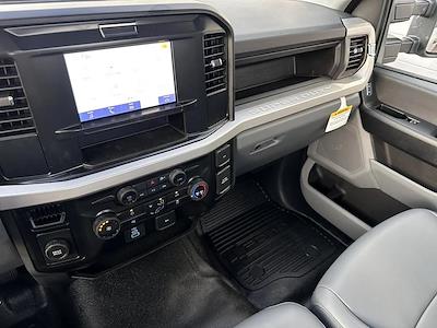 New 2025 Ford F-550 - photo 1