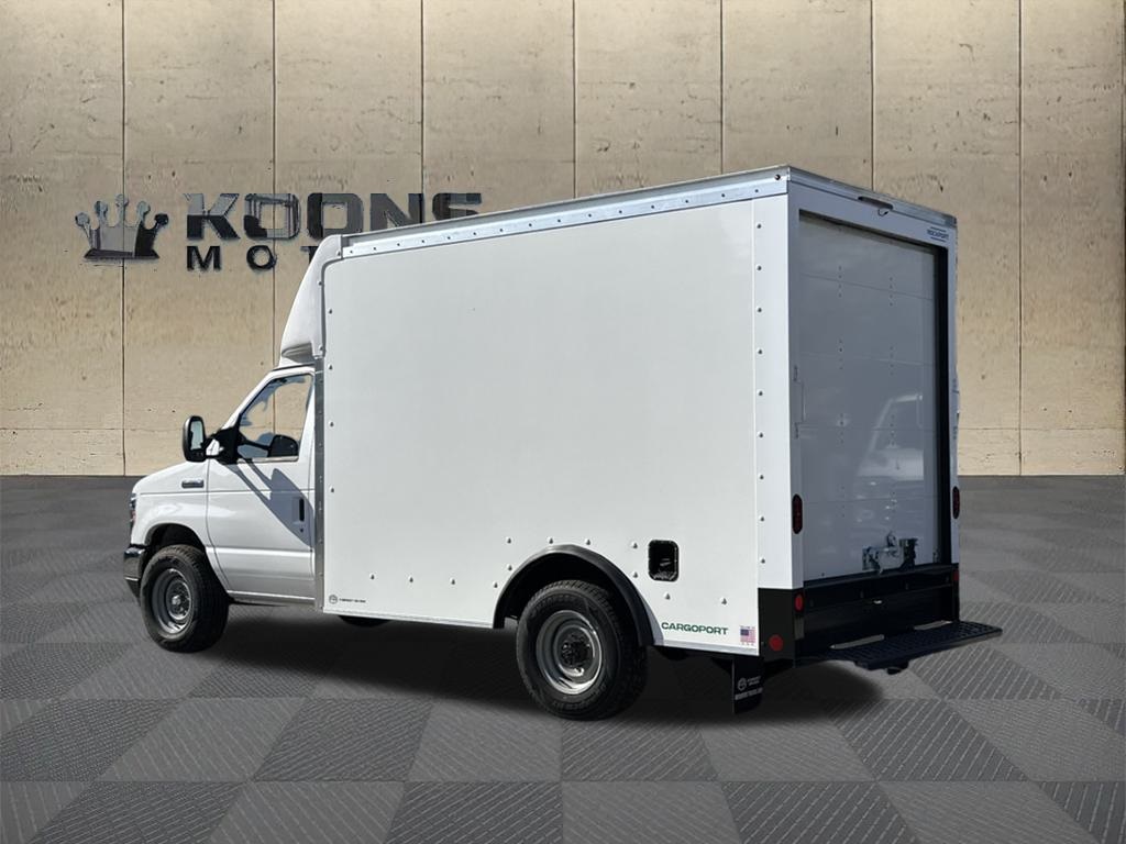 New 2026 Ford E-350 - photo 2