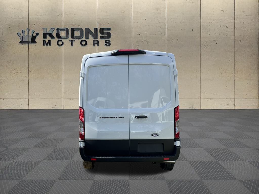 New 2026 Ford Transit 250 - photo 7