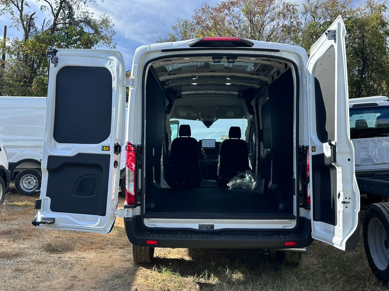 New 2026 Ford Transit 150 - photo 9