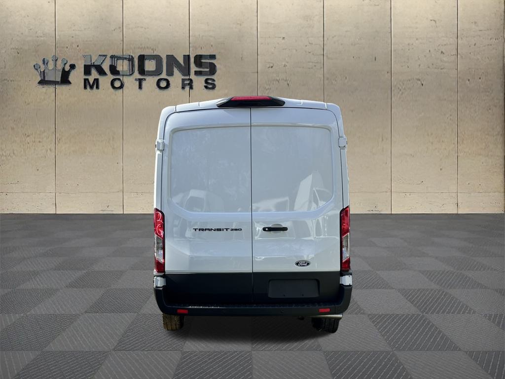 New 2026 Ford Transit 250 - photo 7