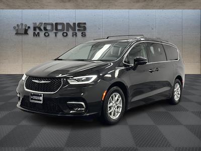 Used 2022 Chrysler Pacifica Touring L Minivan for sale #L2730B - photo 1