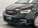 Used 2022 Chrysler Pacifica Touring L Minivan for sale #L2730B - photo 3