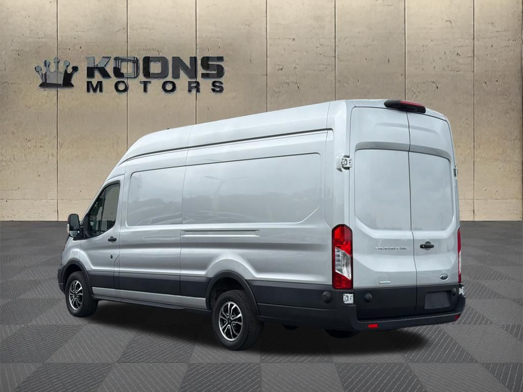 Used 2023 Ford Transit 250 - photo 9