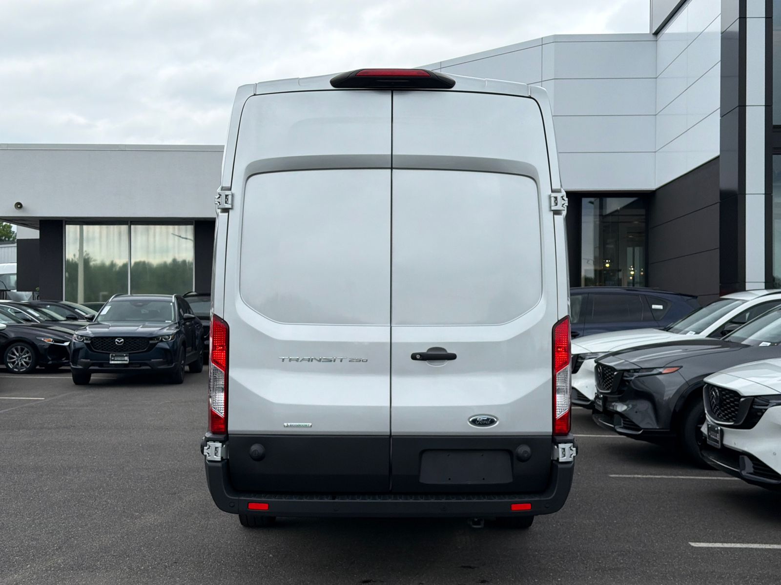 Used 2023 Ford Transit 250 - photo 11