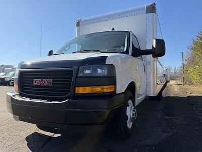 Used 2021 GMC Savana 3500 - photo 1