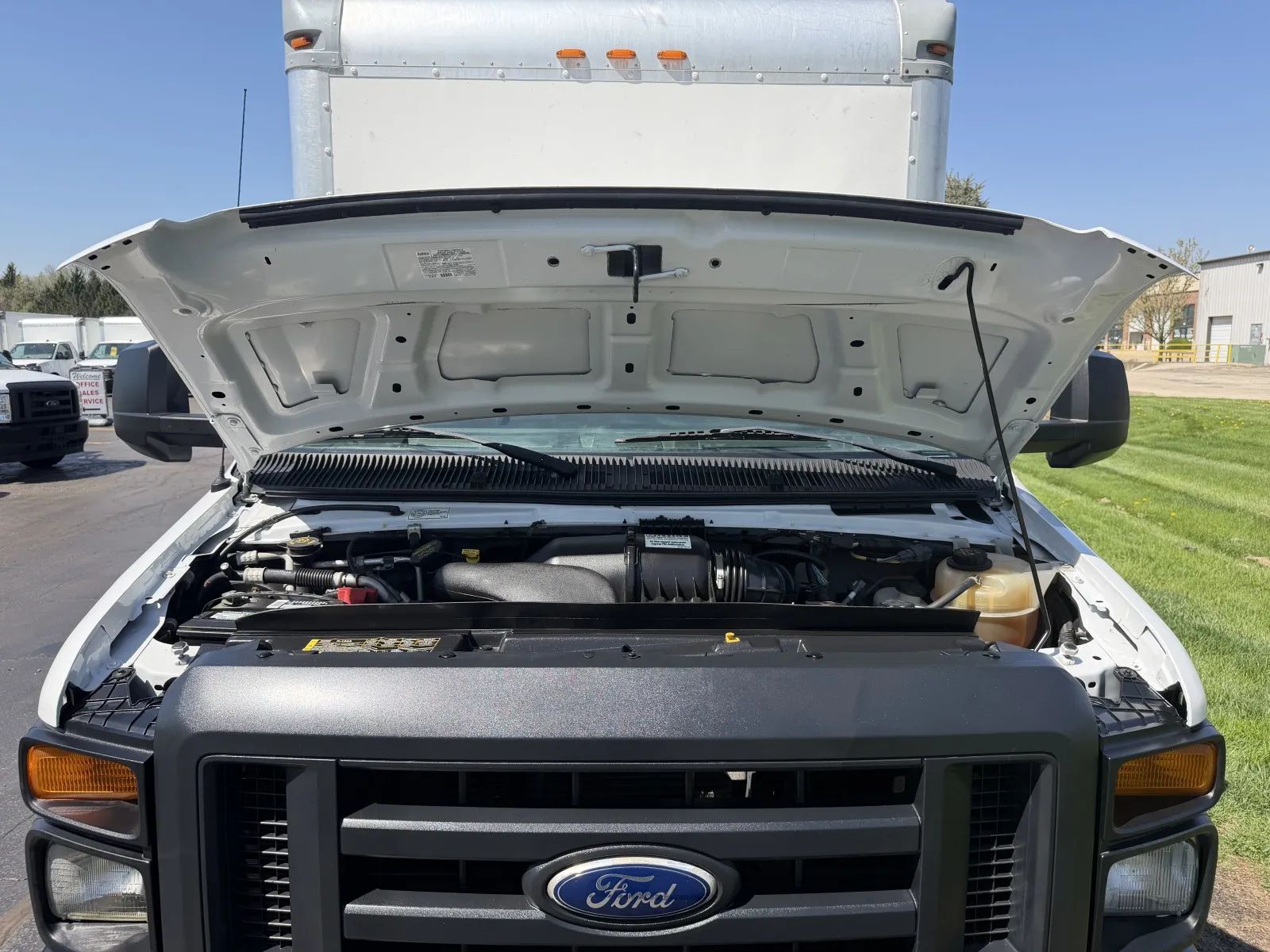 Used 2015 Ford E-350 - photo 12