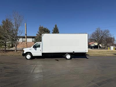 Used 2015 Ford E-350 - photo 1