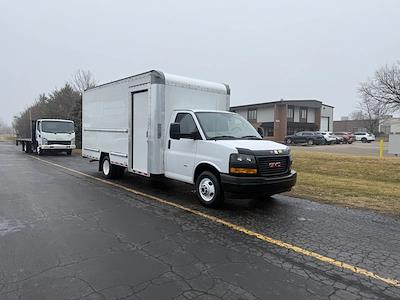 Used 2022 GMC Savana 3500 - photo 1