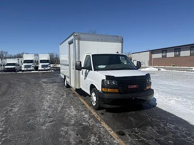 Used 2022 GMC Savana 3500 - photo 1