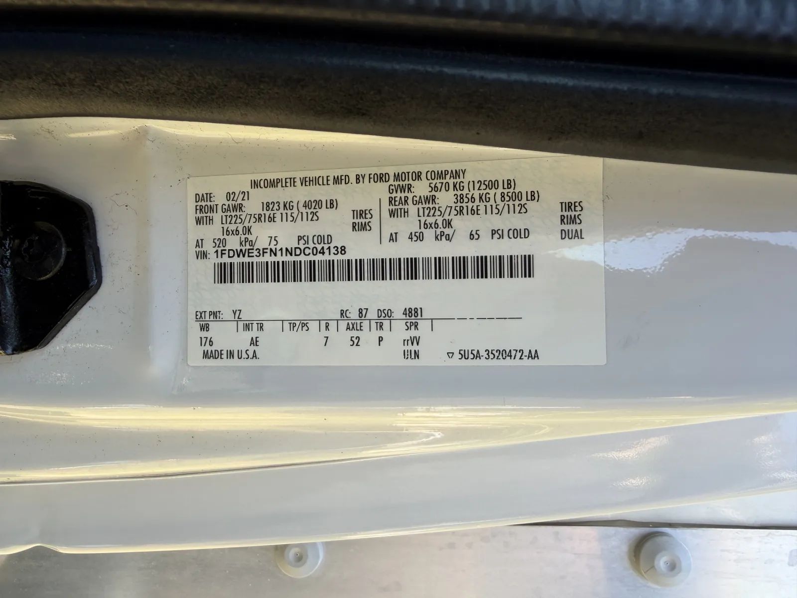 Used 2022 Ford E-350 - photo 29