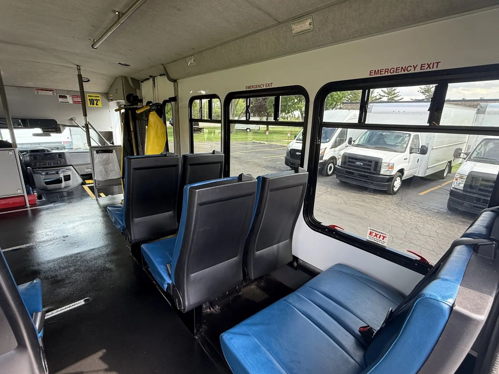 Used 2016 Ford E-450 - photo 14