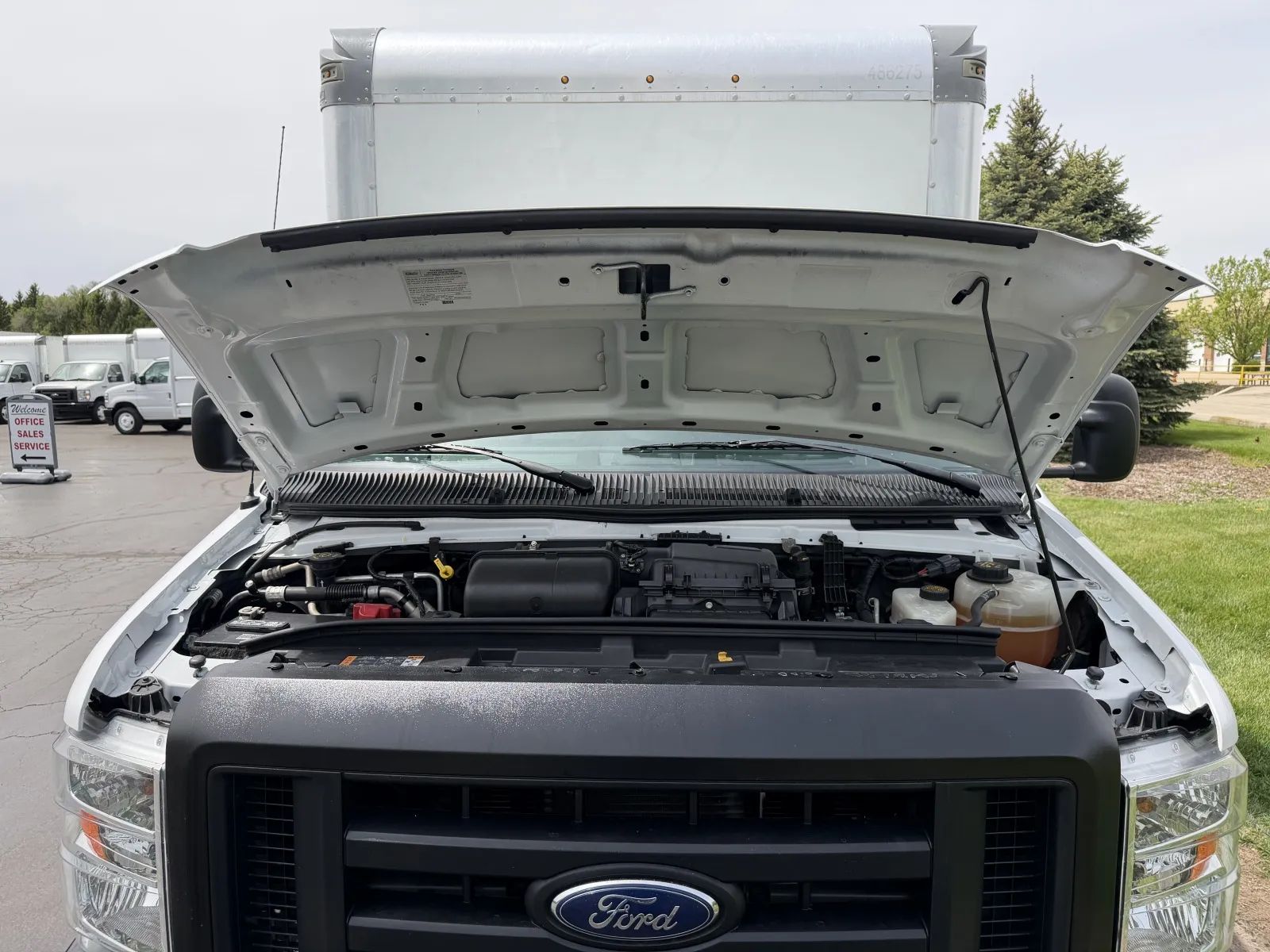 Used 2022 Ford E-350 - photo 37