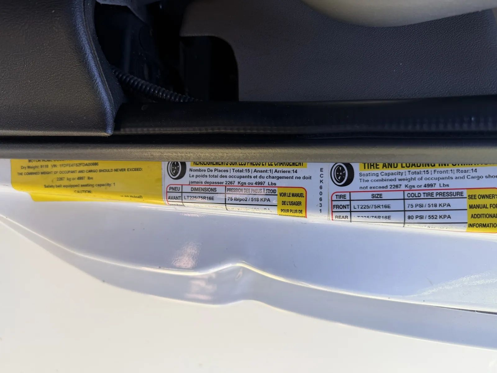 Used 2015 Ford E-450 - photo 24