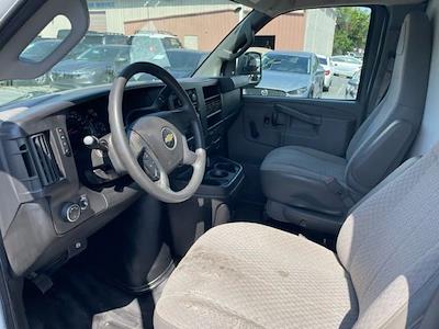 Used 2017 Chevrolet Express 3500 - photo 1