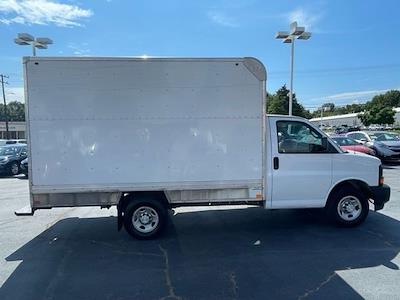 Used 2017 Chevrolet Express 3500 - photo 1