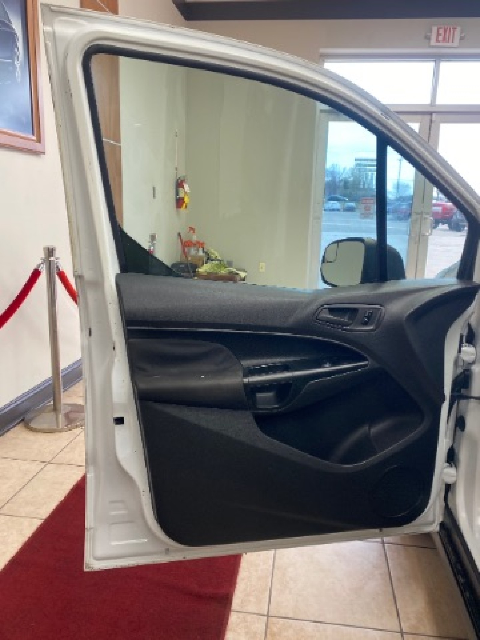 Used 2017 Ford Transit Connect - photo 11