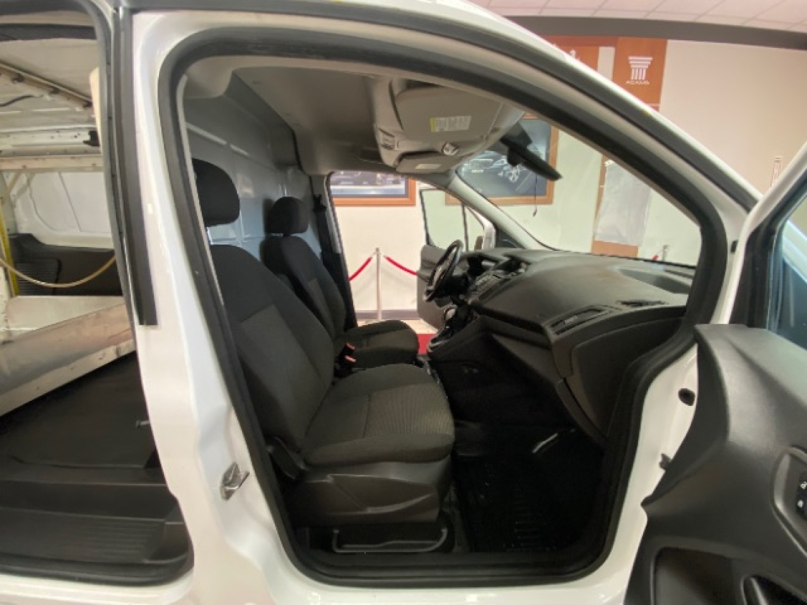 Used 2017 Ford Transit Connect - photo 14