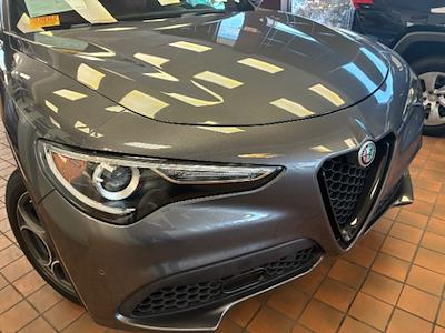 Used 2022 Alfa Romeo Stelvio - photo 1
