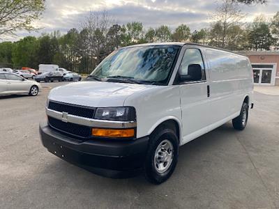 Used 2017 Chevrolet Express 3500 - photo 1