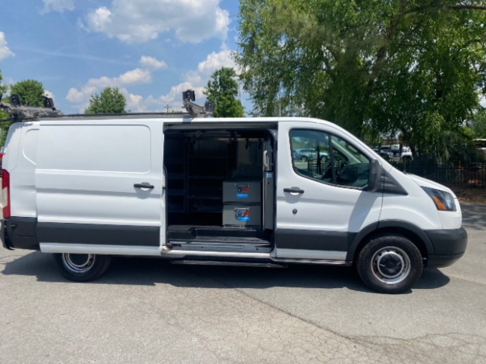 Used 2017 Ford Transit 150 - photo 8