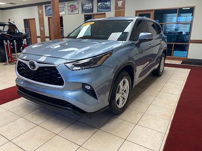 Used 2021 Toyota Highlander L for sale #A1F-82585 - photo 1