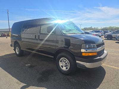 Used 2018 Chevrolet Express 2500 - photo 1