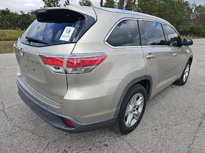 Used 2015 Toyota Highlander Limited for sale #A1F-98619 - photo 2