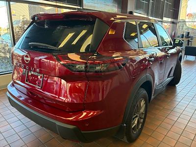 Used 2025 Nissan Rogue - photo 1