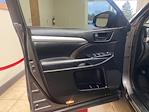 Used 2018 Toyota Highlander LE for sale #A1FP-82222 - photo 9