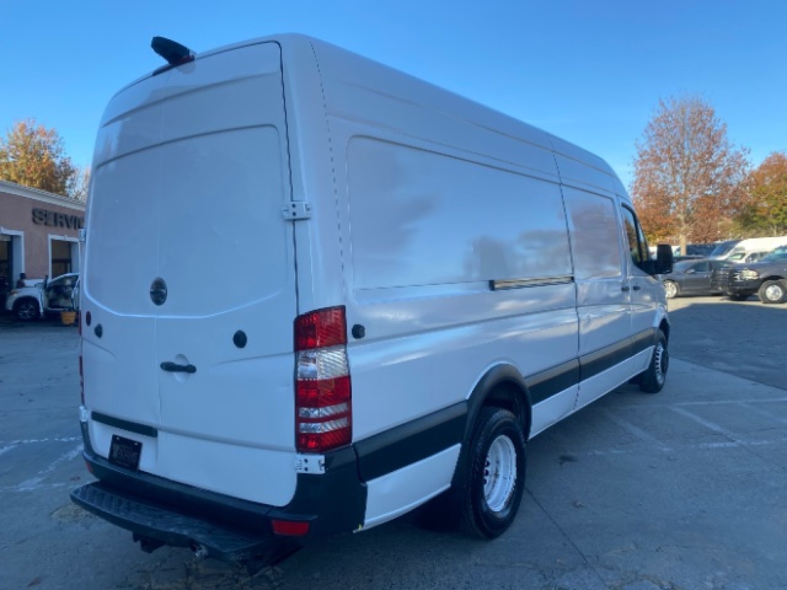 Used 2016 Freightliner Sprinter 3500 - photo 8