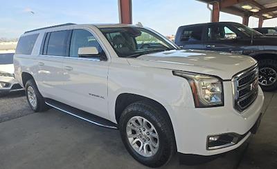 Used 2020 GMC Yukon XL - photo 1