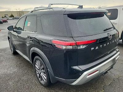 Used 2023 Nissan Pathfinder - photo 1