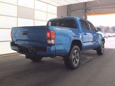 Used 2016 Toyota Tacoma - photo 1