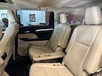 Used 2018 Toyota Highlander SE AWD SUV for sale #A2TP-08436 - photo 9