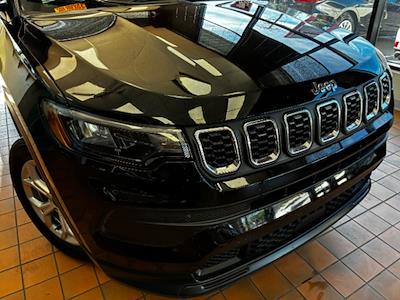 Used 2025 Jeep Compass - photo 1