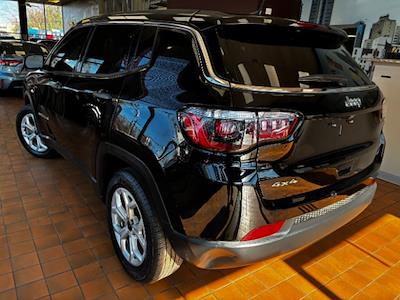 Used 2025 Jeep Compass - photo 1