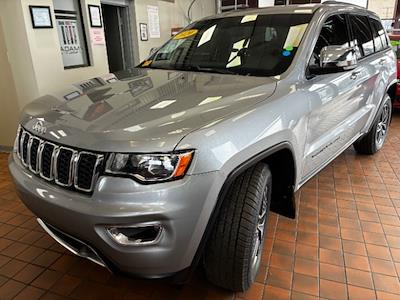 Used 2020 Jeep Grand Cherokee - photo 1