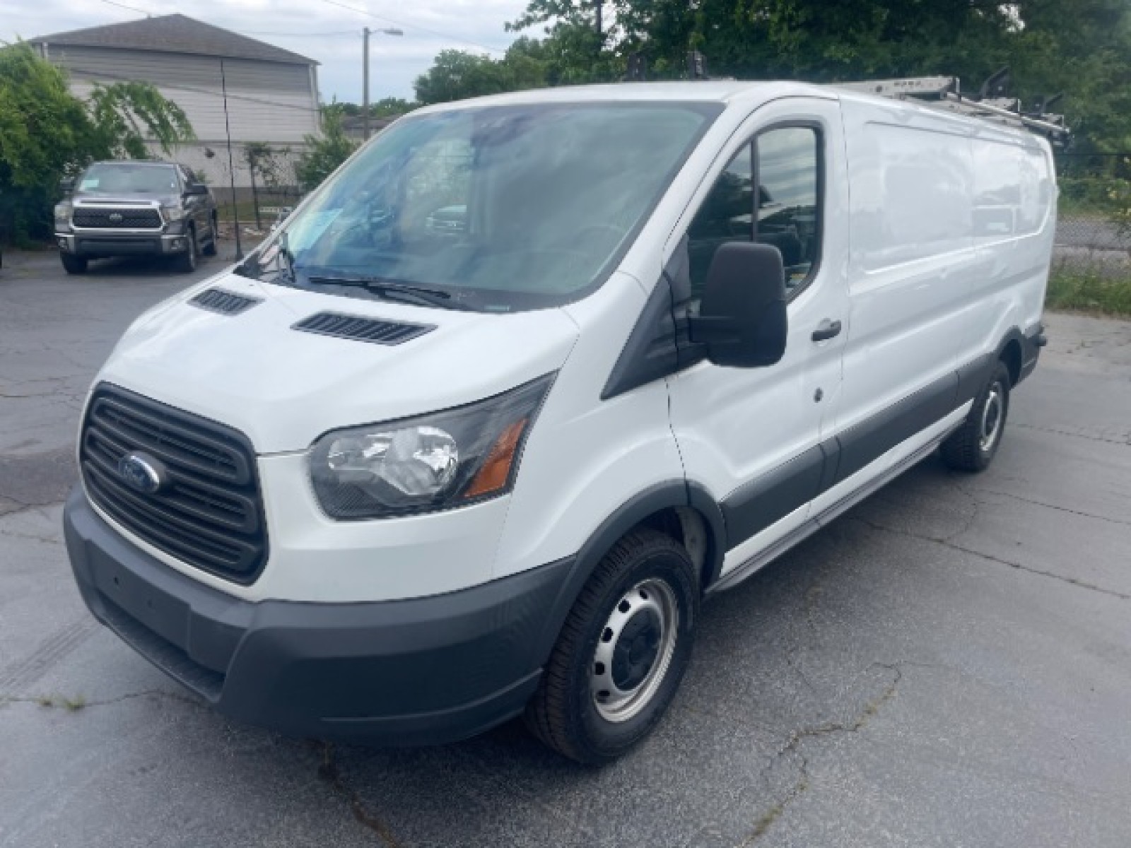 Used 2017 Ford Transit 350 - photo 1
