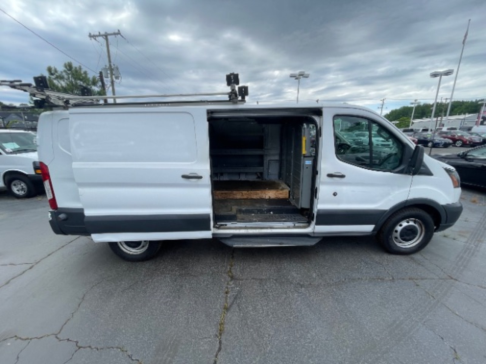 Used 2017 Ford Transit 350 - photo 19