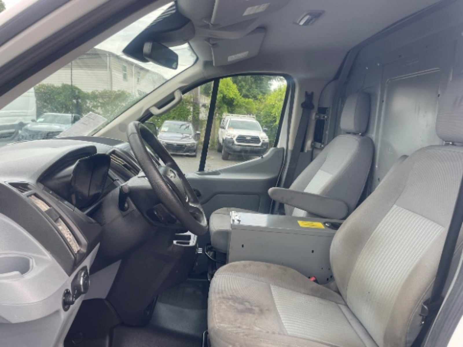 Used 2017 Ford Transit 350 - photo 10