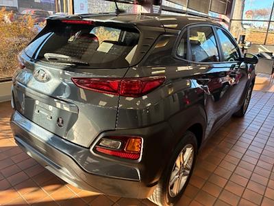 Used 2021 Hyundai Kona SE for sale #A3F-62326 - photo 2