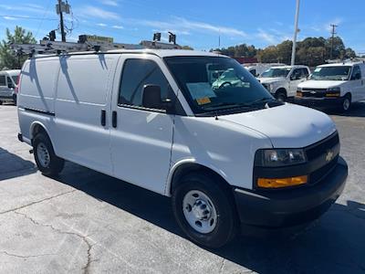Used 2018 Chevrolet Express 2500 - photo 1