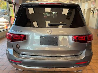 Used 2021 Mercedes-Benz GLB 250 SUV - photo 1